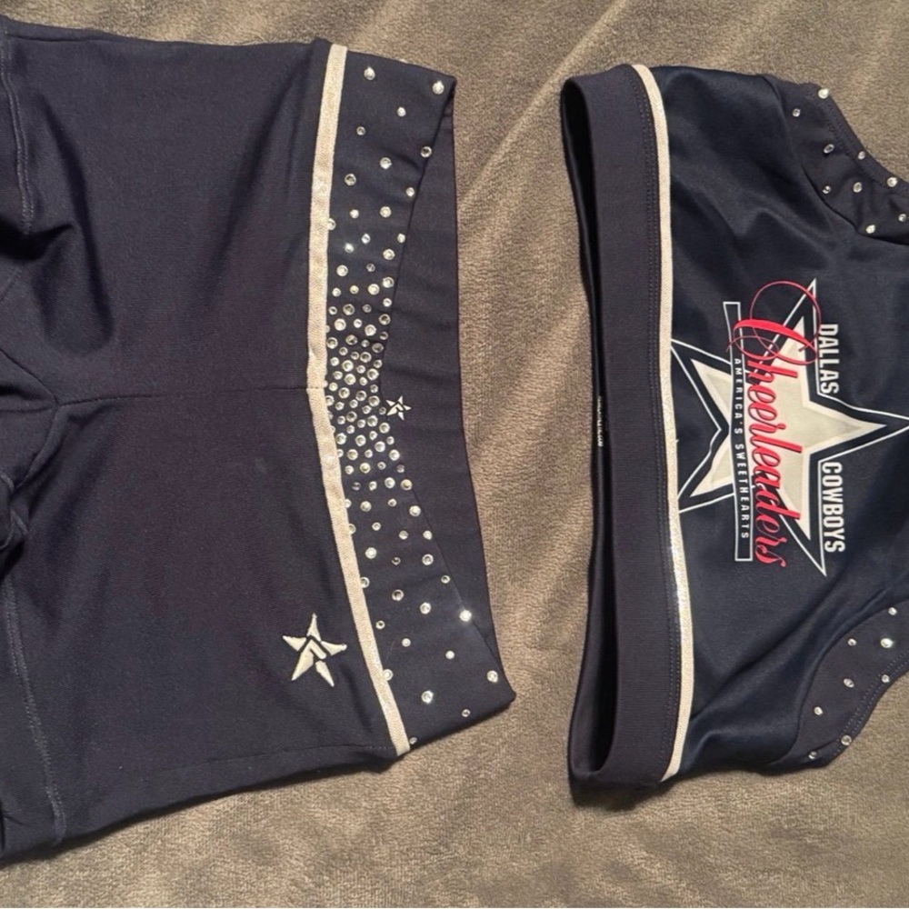 Dallas Cowboys Cheerleaders Navy Two-Piece Practice Set